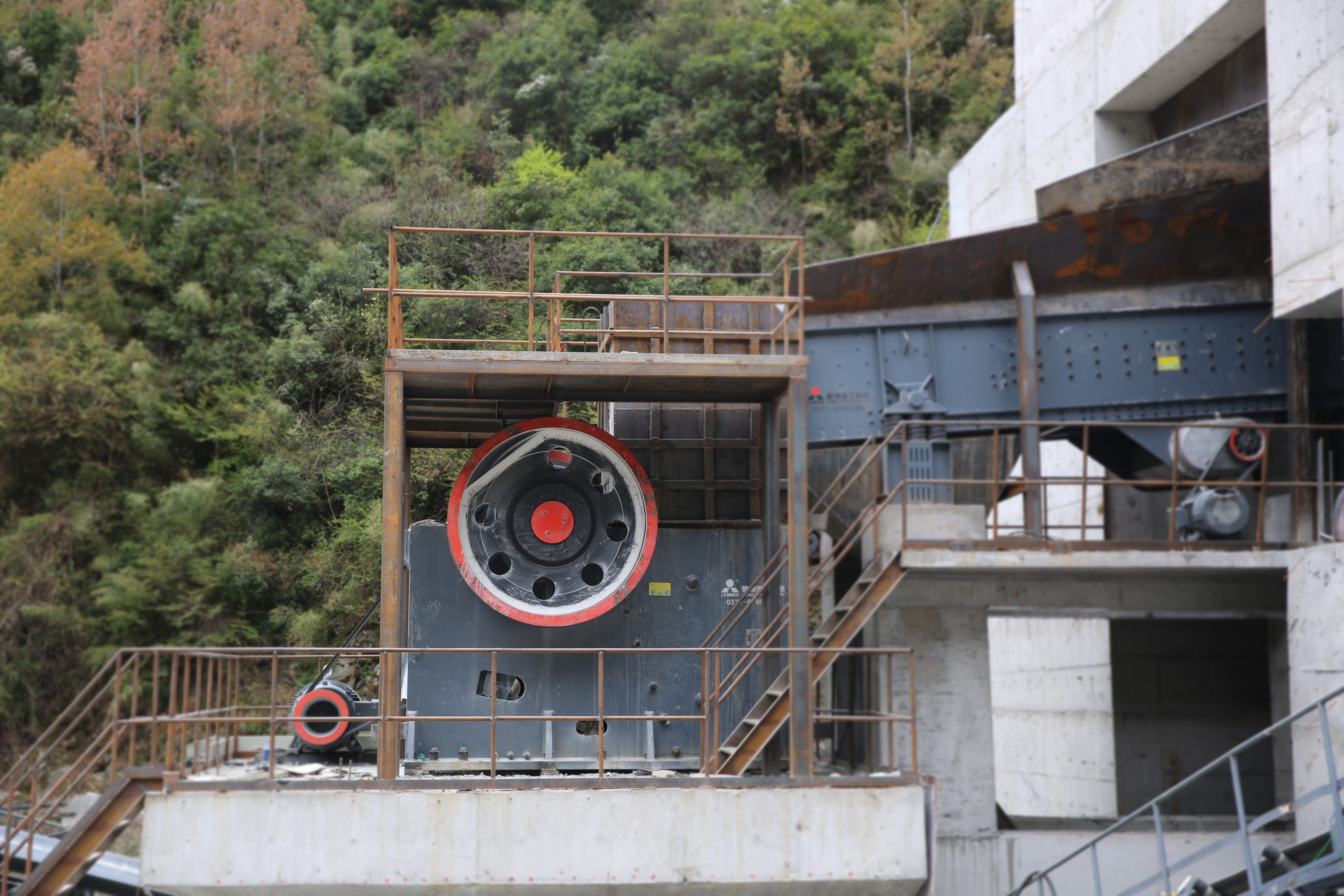 stone crushers suppliers from mumai pune